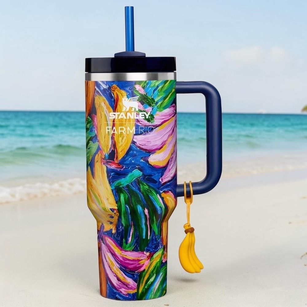 Stanley 1913 x FARM Rio Bananas Quencher H2.0 Flowstate™ Tumbler 40 OZ